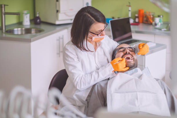 Best Cracked Tooth Emergency Dentist  in Kingsburg, CA